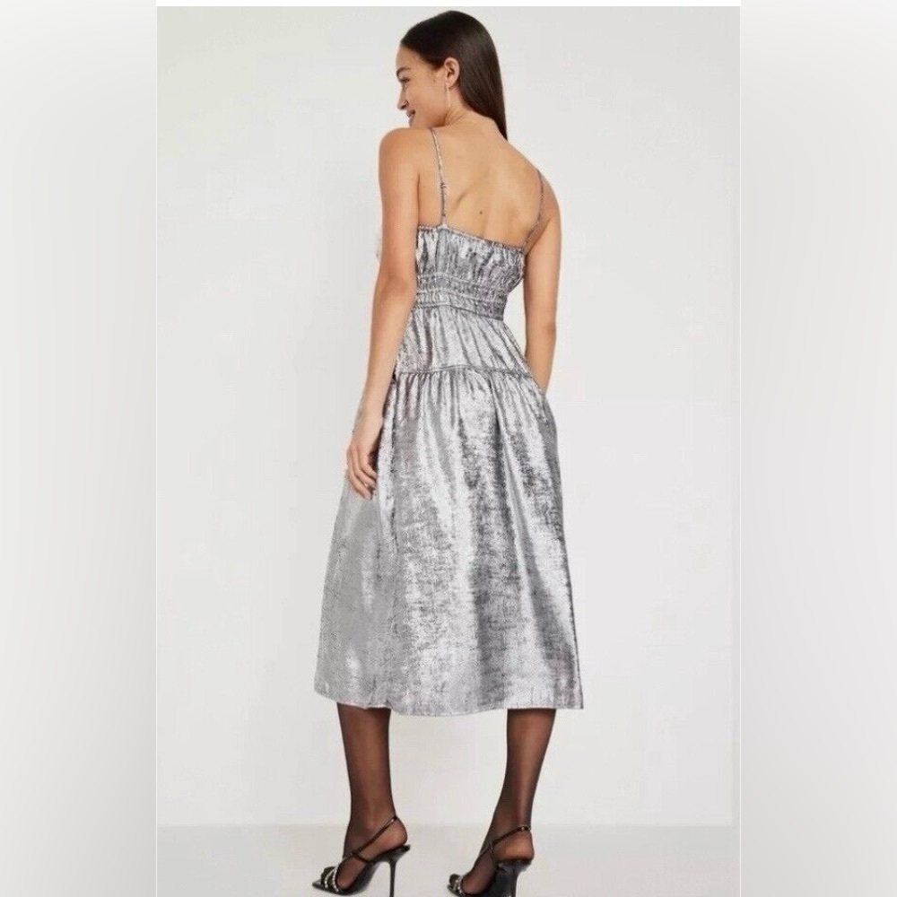 Old Navy Women's Size Large Silver Metallic Waist-Defined Cami Midi Dress